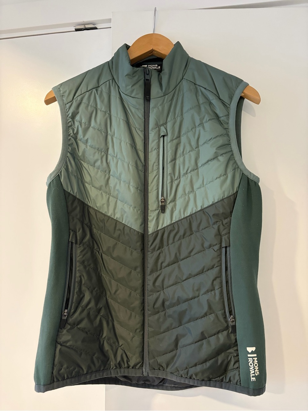 Women’s Two-Tone Green Quilted Performance Vest - Mons Royale